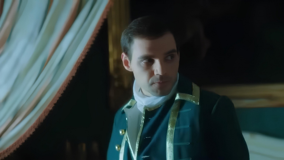 Артем Алексеев лечится с помощью пиявок после ДТП на мотоцикле